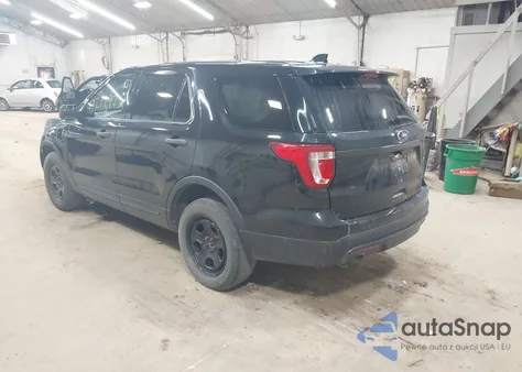 2017 Ford Police Interceptor z USA, uszkodzony, nr VIN 1FM5K8ARXHGC57967